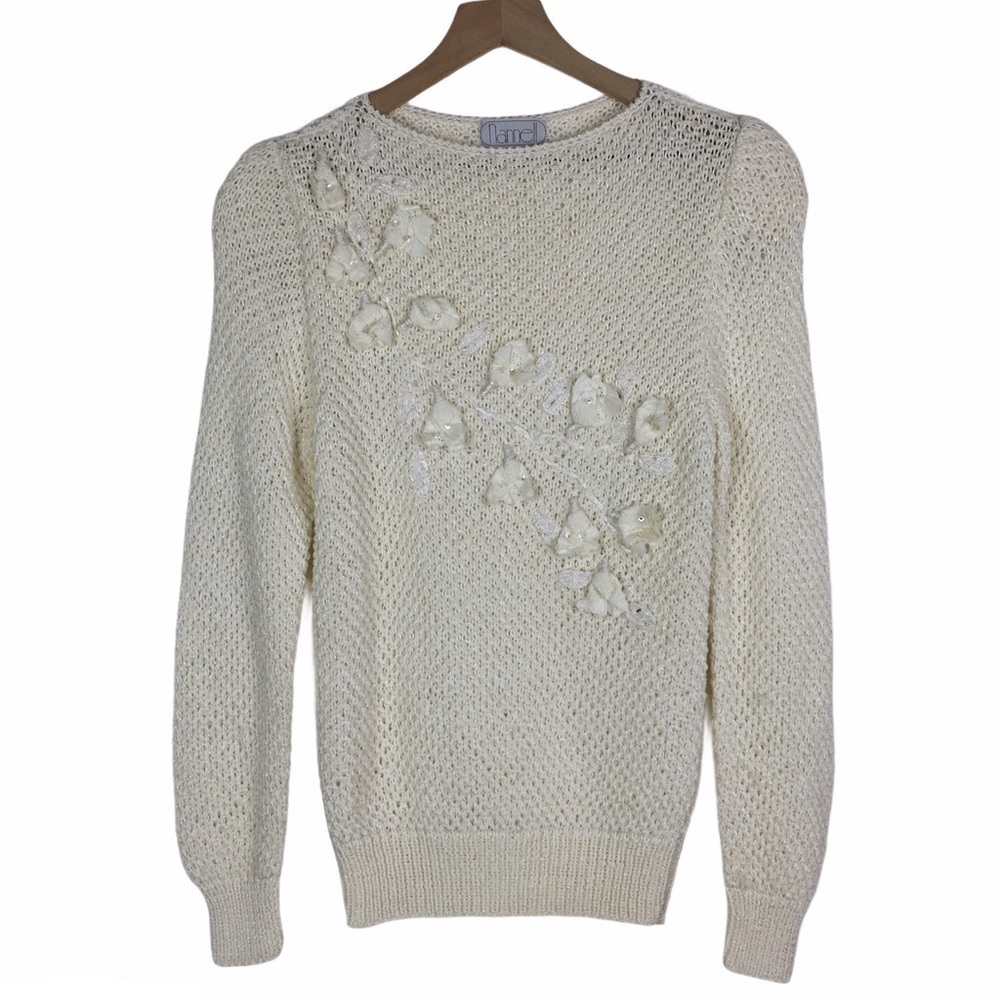VINTAGE Sweater Wool Blend 3D Flowers Bead Cottagecore Retro Nannell Size Medium